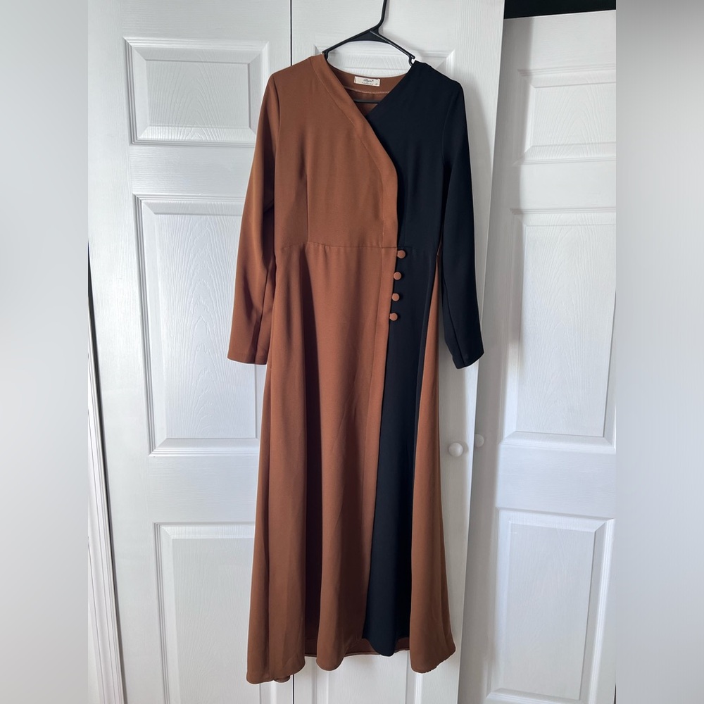 Beautiful full maxi long sleeve dresss